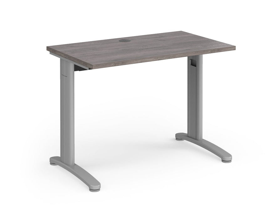 TR10 - Straight Desk with Cabel Managed Cantilever Leg - 600mm - Silver Frame.